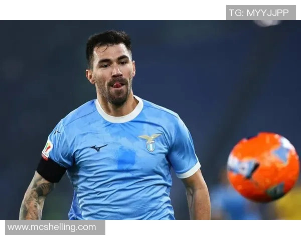 2008年AC米兰对阵拉齐奥经典对决回顾与精彩瞬间分析